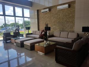 Gallery image of Taal Room in Tagaytay