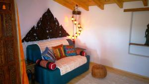 Posedenie v ubytovaní Casa con encanto en Alájar- El Bosque mágico de Alájar