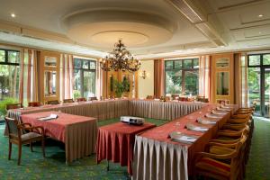 Εστιατόριο ή άλλο μέρος για φαγητό στο Hotel Parc Belair