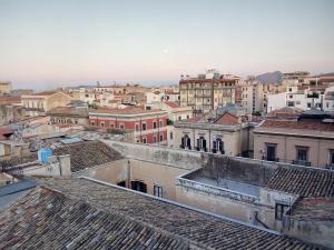 パレルモにあるDarrèの市街の屋根からの眺め