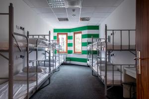 Posteľ alebo postele v izbe v ubytovaní Inbed Hostel