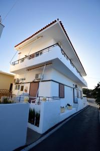 Gallery image of Koukounari 2 Rooms in Skala