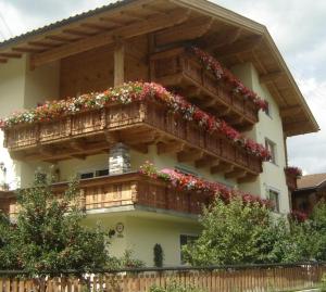 Fotografia z galérie ubytovania Ferienwohnung Kainer Carina v destinácii Ried im Zillertal