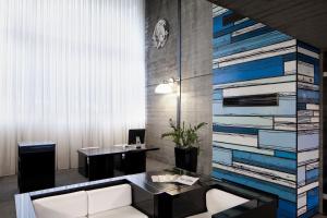 Posezení v ubytování DUPARC Contemporary Suites