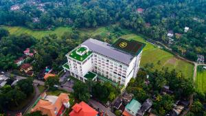 Apgyvendinimo įstaigos The Golden Crown Hotel vaizdas iš viršaus