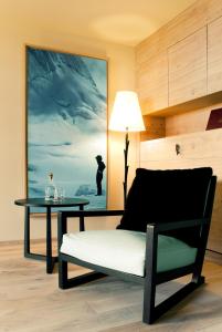 Hinterwies – Ski In / Lodge / Dine的休息区