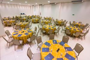 Restoran atau tempat makan lain di CEU PALMAS Hotel