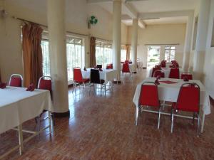 Restoran atau tempat makan lain di Brisk Hotel Triangle