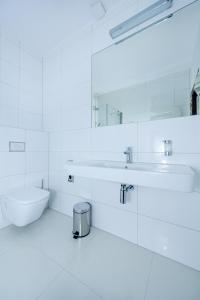 Koupelna v ubytování Hotel Active