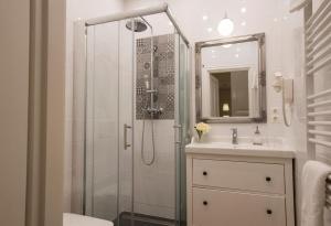 Ένα μπάνιο στο Serenity Boutique Budapest +19 φωτογραφίες