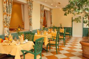 صورة لـ Thermenhotel Quellenhof في باد فسينغ