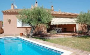 The swimming pool at or close to Casa Jasmin 1