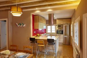 A kitchen or kitchenette at Central Flat