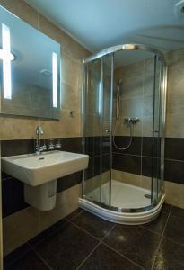 Koupelna v ubytování Apartmány Nová Pec