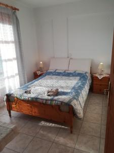 Katil atau katil-katil dalam bilik di Petros House 1 +12 gambar
