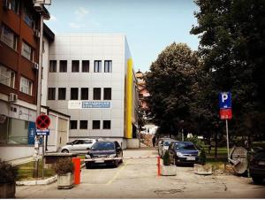 The surrounding neighborhood or a neighborhood close to a panziókat