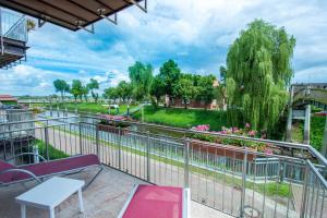 Balkón nebo terasa v ubytování Hotel Hafen Hitzacker - Elbe