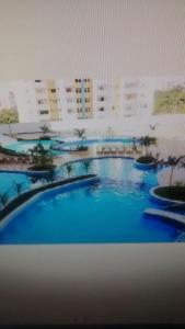 Kolam renang di atau dekat dengan Apartamentos Riviera