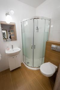 Koupelna v ubytování Orzechowy