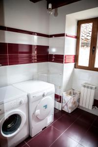 Bathroom sa Casa Rural Tolareta