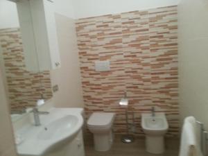 A bathroom at Villa Betta
