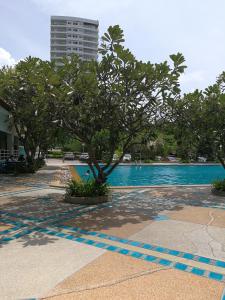 สระว่ายน้ำที่อยู่ใกล้ ๆ หรือใน Studio View Talay 5C