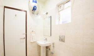 Bagno di Treebo King'S Court Chandrasekharpur