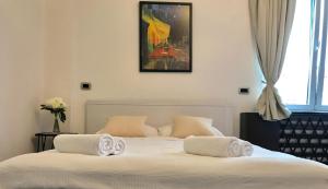 Posteľ alebo postele v izbe v ubytovaní Studio apartment with a view of Ban Jelačić Square