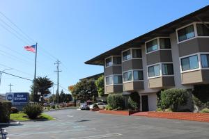 Gallery image of Best Western De Anza Inn in Monterey