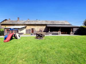 Zahrada ubytování Holiday Home in Ardennes with Garden & BBQ
