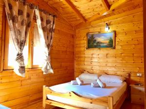 Fotografie z fotogalerie ubytování RAMIS Hotel & Outdoor Sports Center v destinaci Përmet