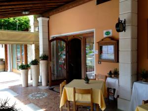 Fotografie z fotogalerie ubytování Albergo Isetta v destinaci Grancona
