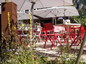 Un restaurante u otro lugar para comer en Valavier Aktivresort