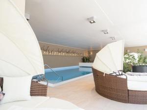 La alberca dentro o cerca de Valavier Aktivresort