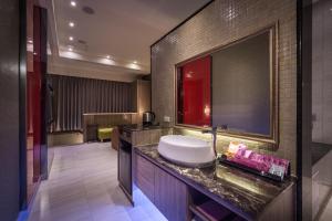 Gallery image of OUGE Boutique Motel - Pingtung in Jiuru