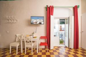 Fotografia z galérie ubytovania Casa Calle Alta v destinácii Vejer de la Frontera