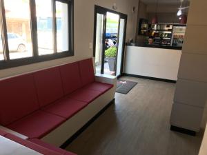 Afbeelding uit fotogalerij van Hotel Tertulio's in Rio Claro +14 foto's