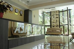 Aska Hotel的休息区