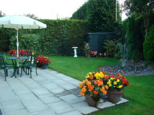 A garden outside Athlumney Manor Guest Accommodation