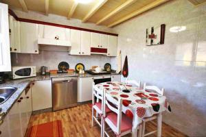 Nhà bếp/bếp nhỏ tại Casa Encarna Alfoz