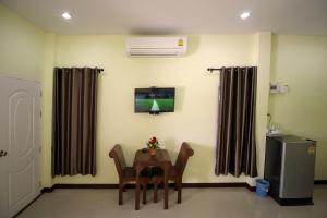 TV a/nebo společenská místnost v ubytování Khaohom Resort