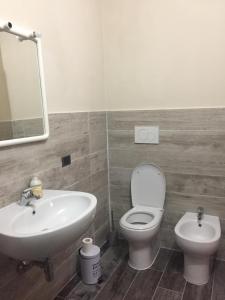 Koupelna v ubytování B&B Domus Benedicta