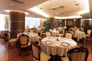 Restaurace v ubytování Rihga Hotel Zest Takamatsu