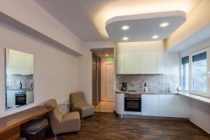 Kuchyňa alebo kuchynka v ubytovaní Pearl Bay Hotel Apartments