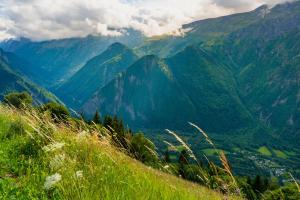 Paesaggio naturale nelle vicinanze del campeggio