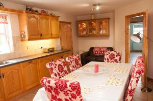 Gallery image of Roe Valley Cottage - LA Spa Hot Tub in Limavady