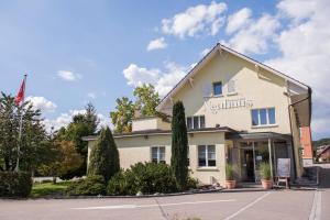 Gallery image of Hotel Restaurant Neuhaus in Nussbaumen
