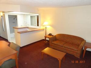 Istumisnurk majutusasutuses Motel 6 Pocatello ID