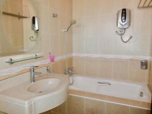 Koupelna v ubytování Shuang Yang Sekinchan Homestay 7 + 25 fotografií
