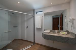 Koupelna v ubytování Hotel Sete Coqueiros